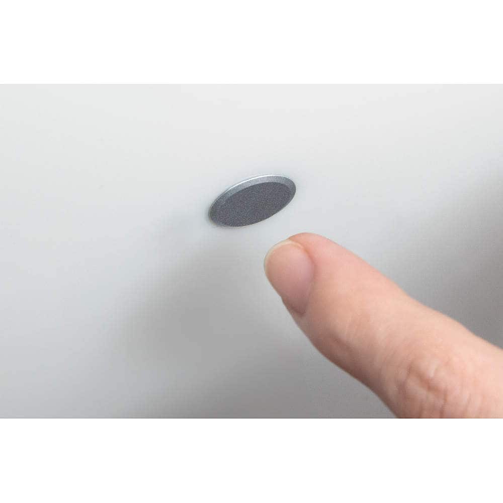 キャビネットなどに目立たず取り付けできます。 タッチスイッチ MISERA-SWT 調光機能付き